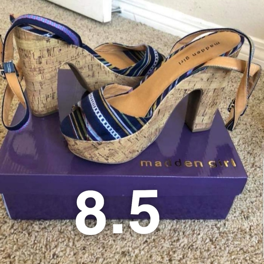 Strappy platform